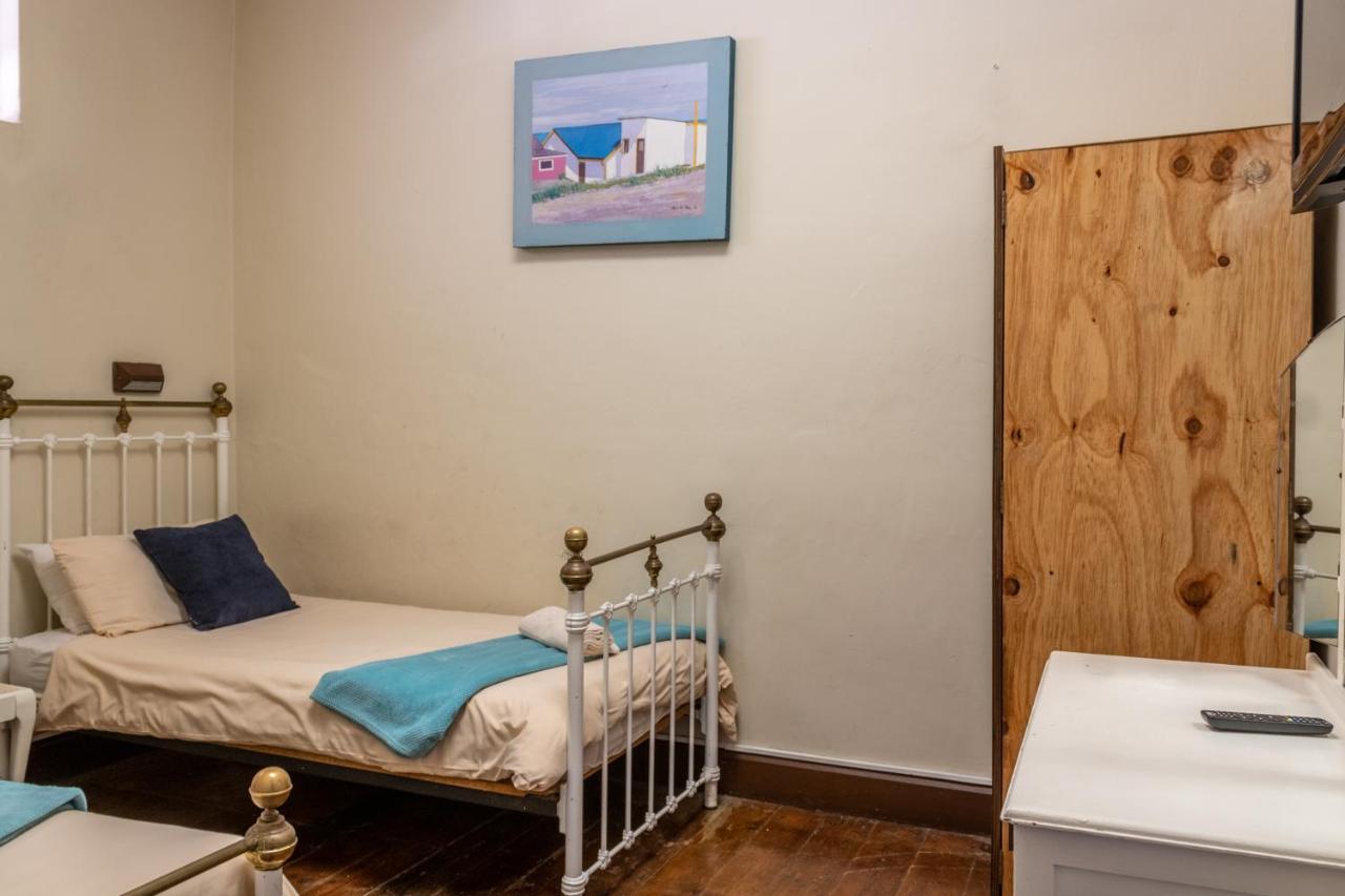 Bay Vista Guesthouse موسيلباي المظهر الخارجي الصورة