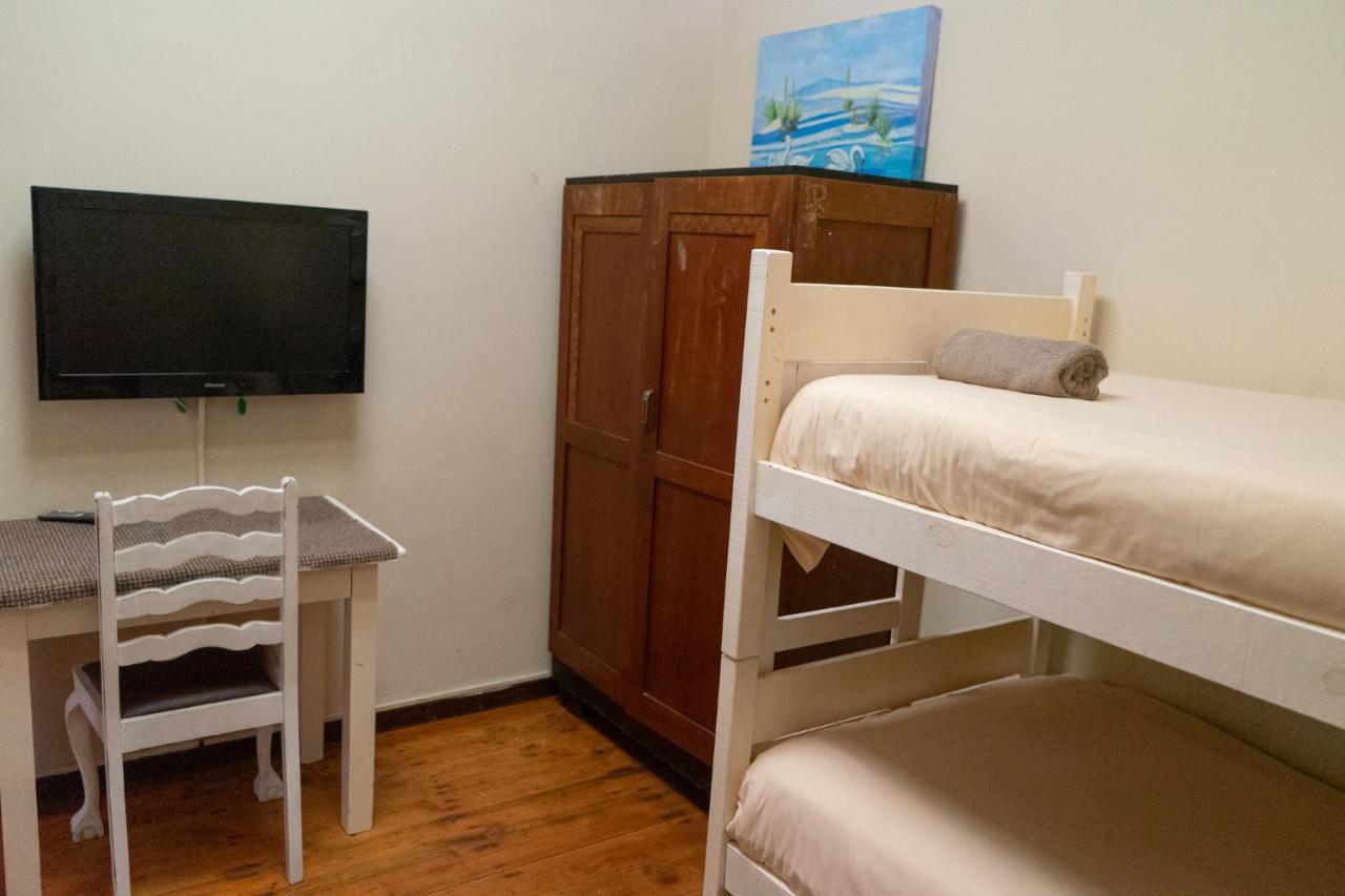 Bay Vista Guesthouse موسيلباي المظهر الخارجي الصورة